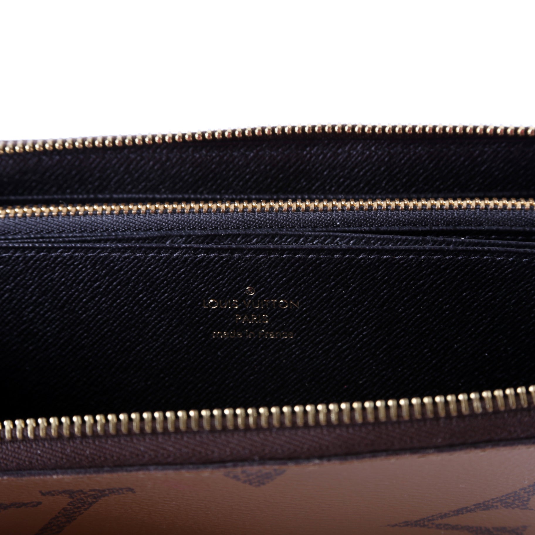 Zippy Wallet Giant Reversed Monogram