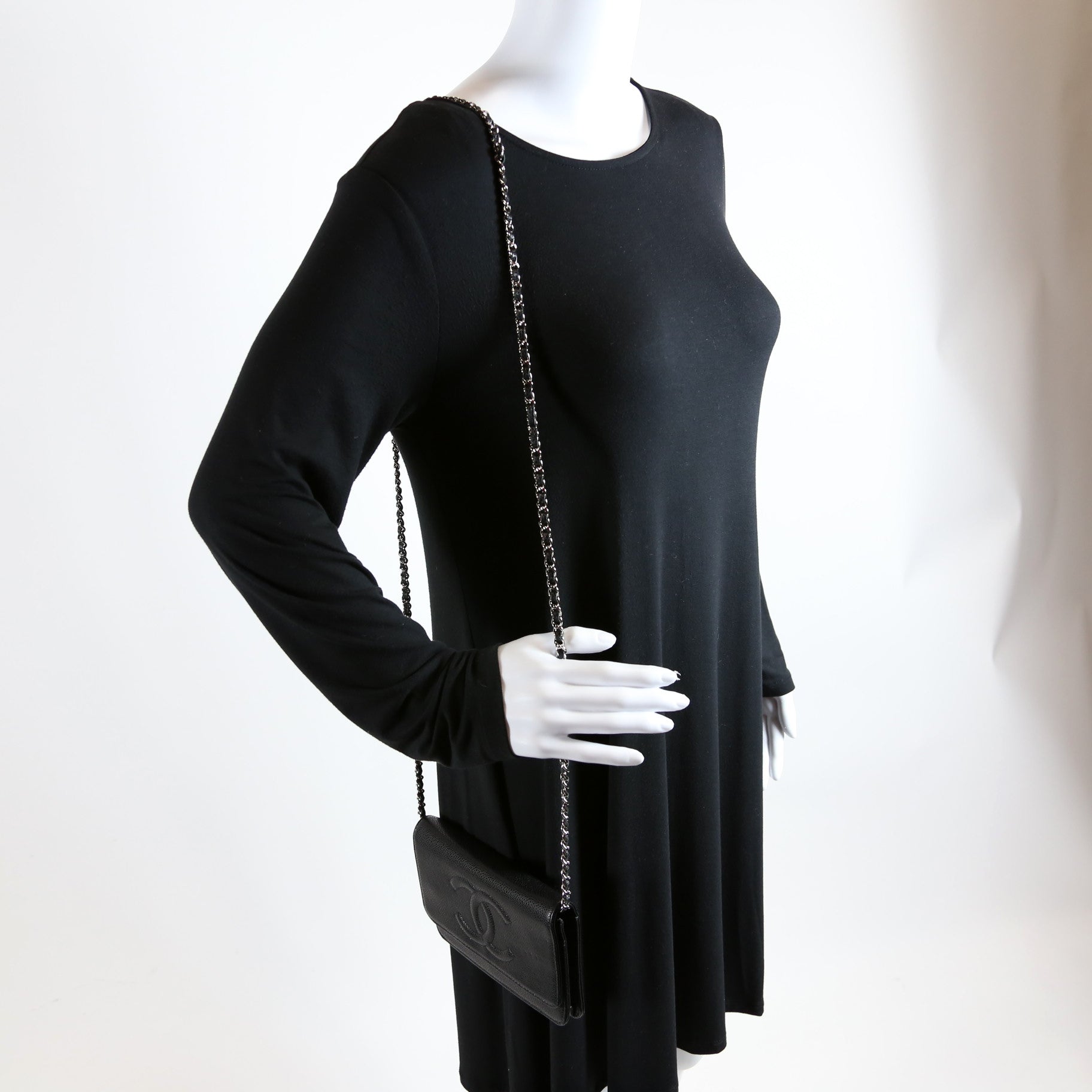 WOC Timeless CC Caviar 18M Black