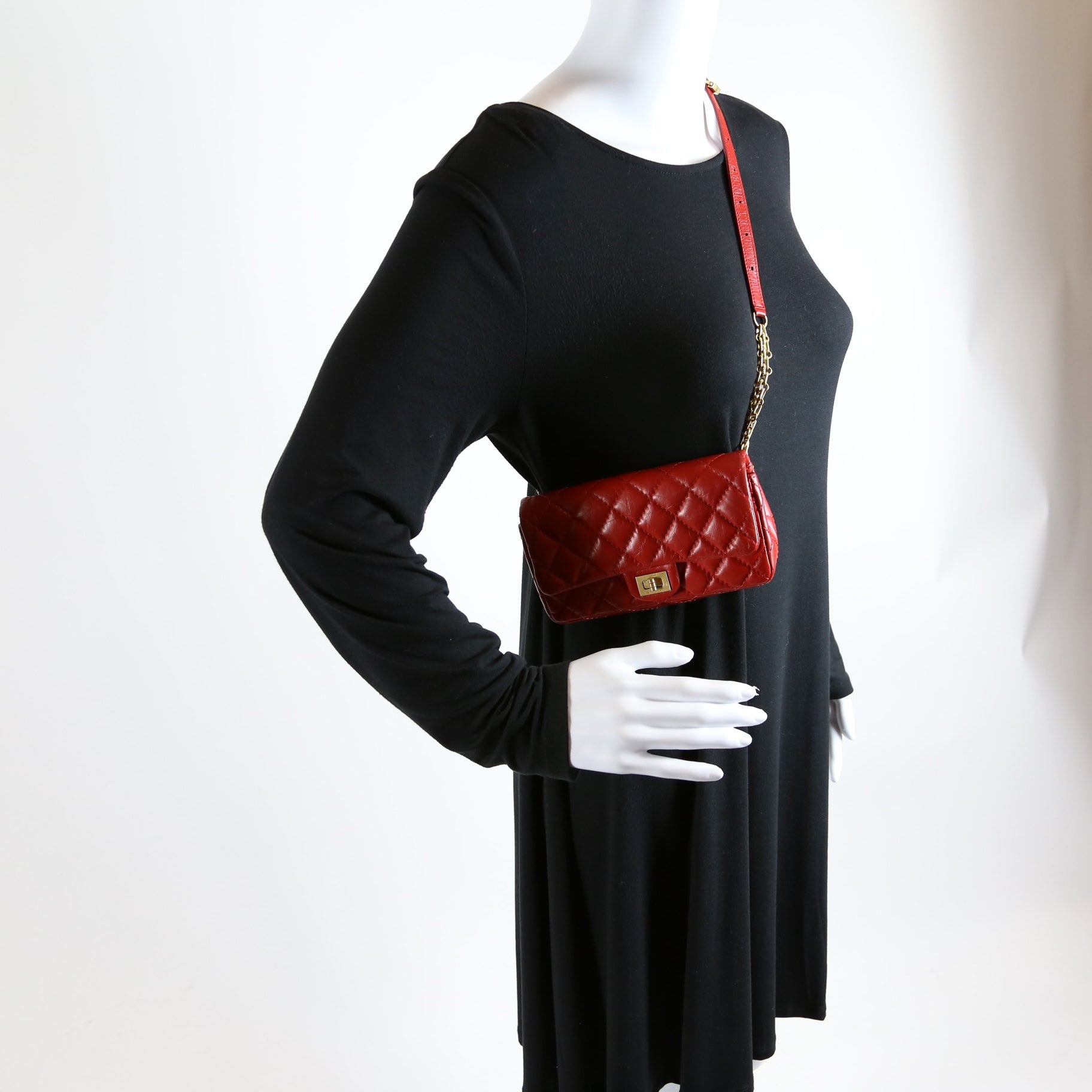 2.55 Reissue Quilted Belt Bag 26M Red