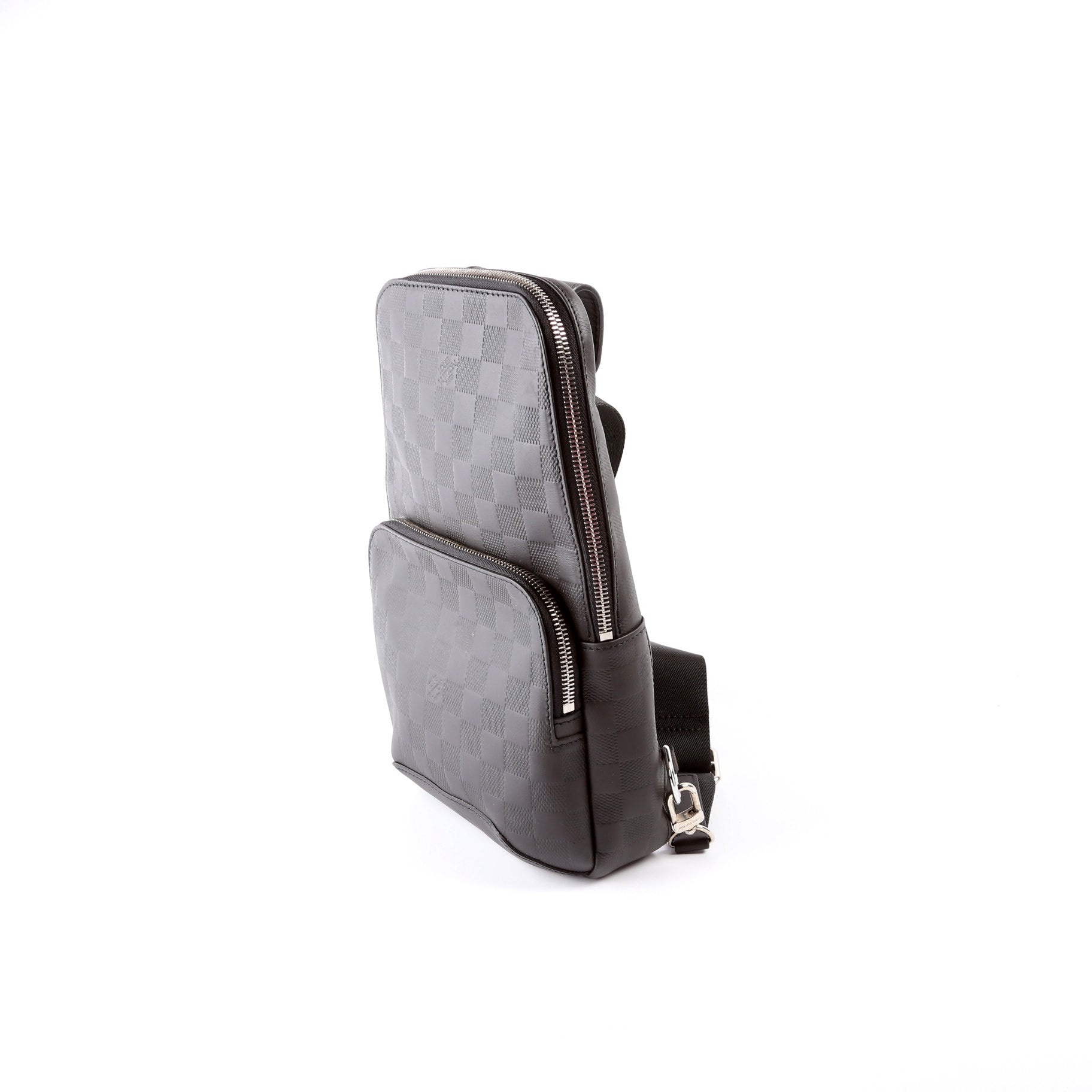 Avenue Sling Bag Infini Leather Black