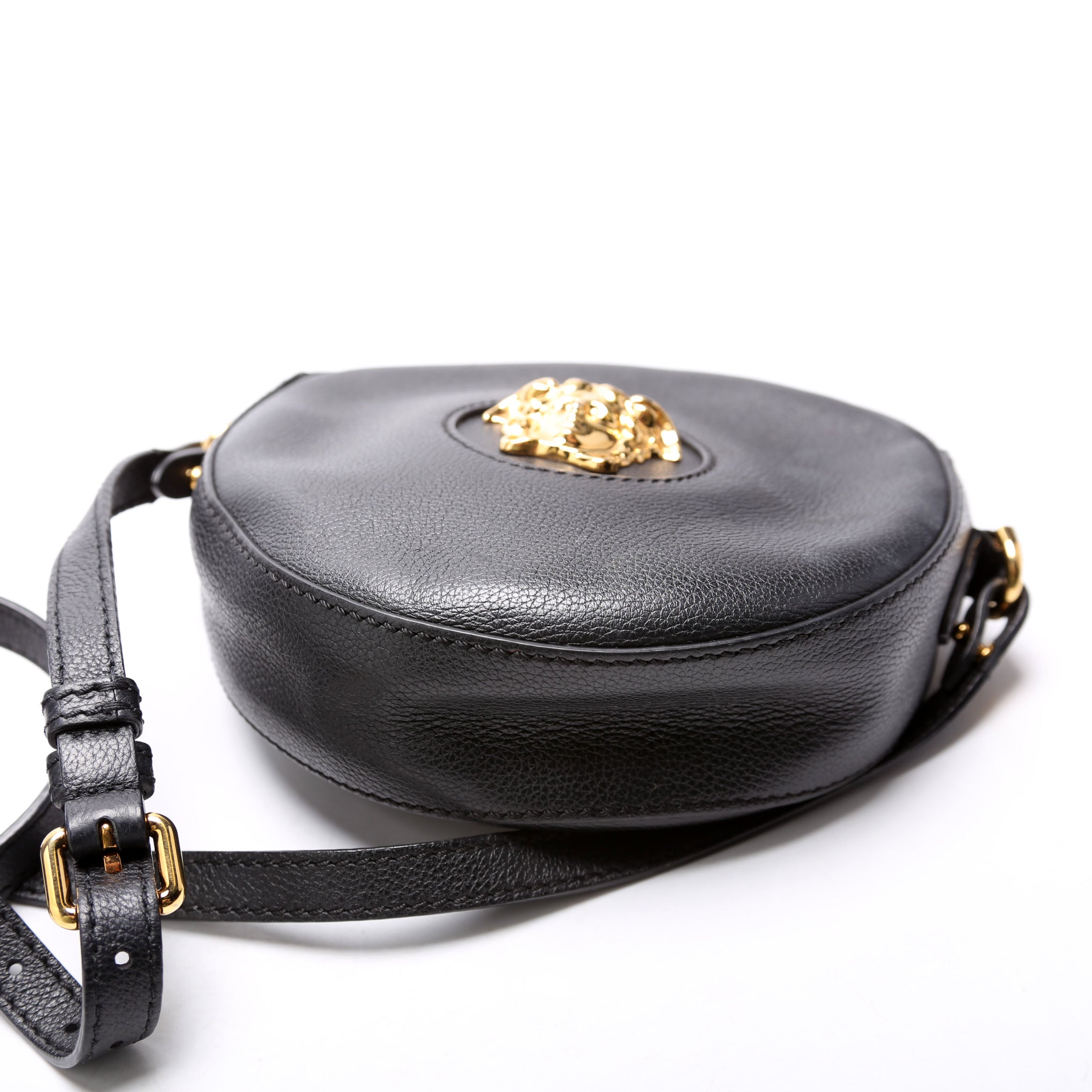 La Medusa Round Leather Camera Black