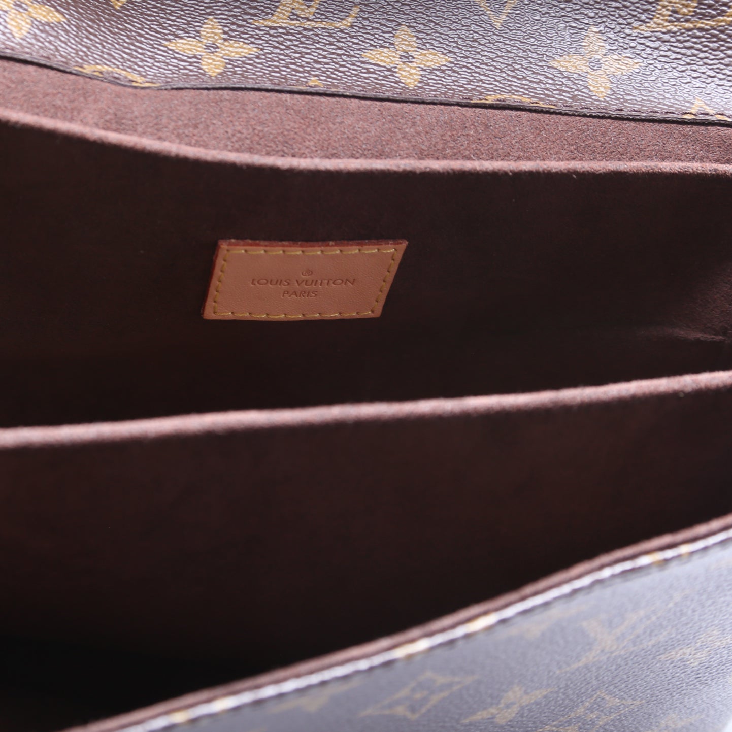 Pochette Metis Monogram