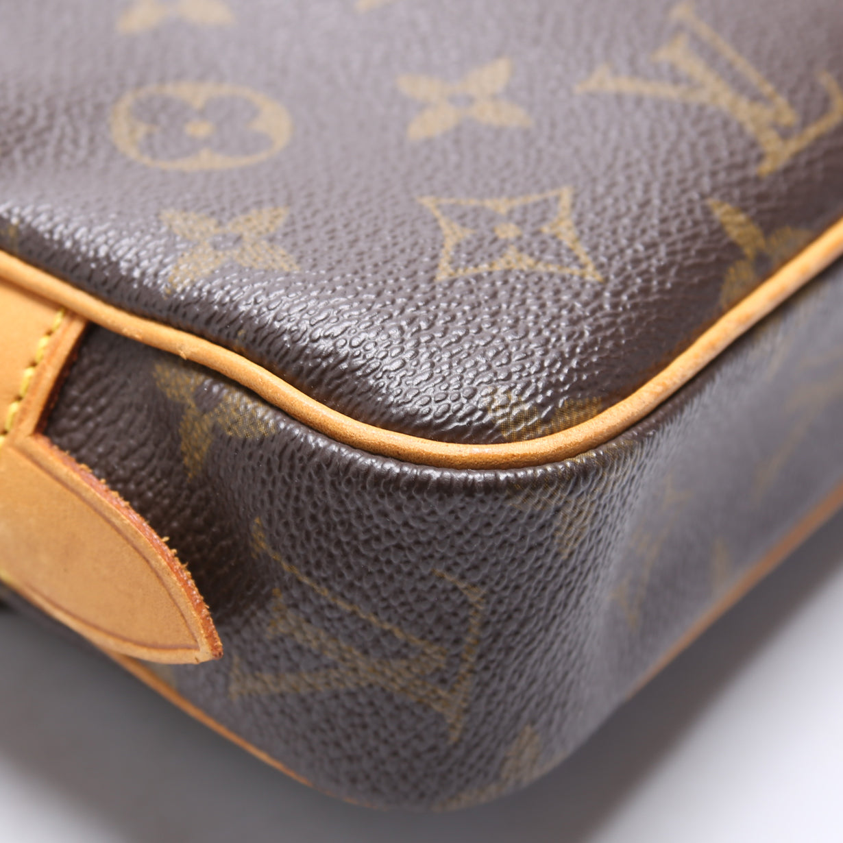 Pochette Marly Bandouliere Monogram