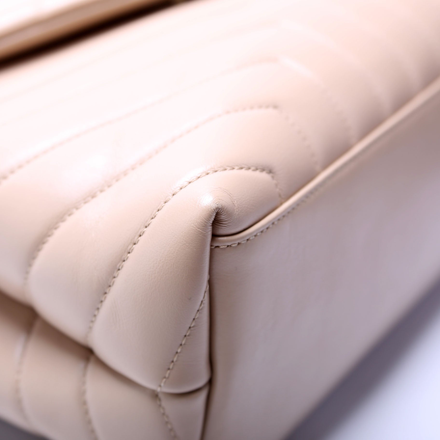 Loulou Medium Quilted 574946 Tan