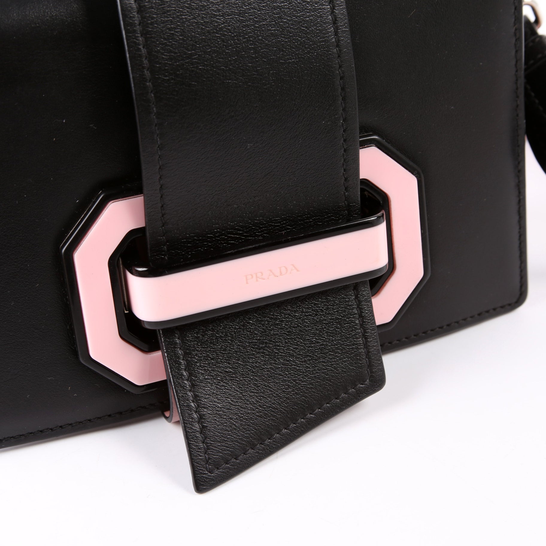 City Calf Plex Ribbon Shoulder Bag Black/Pink