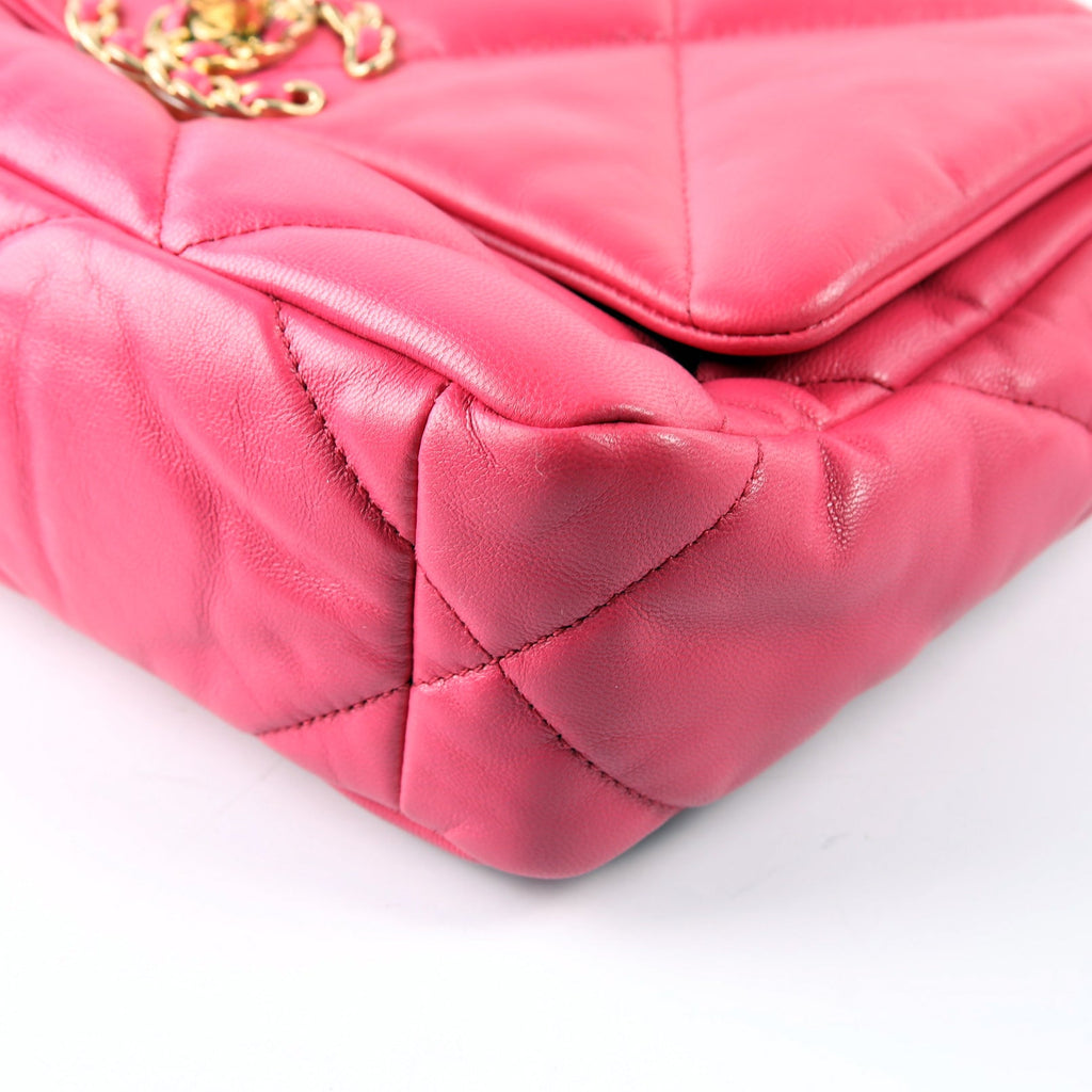 Quilted Goatskin 19 Medium Flap 30M Pink
