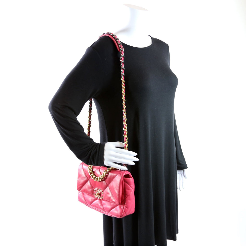 Quilted Goatskin 19 Medium Flap 30M Pink