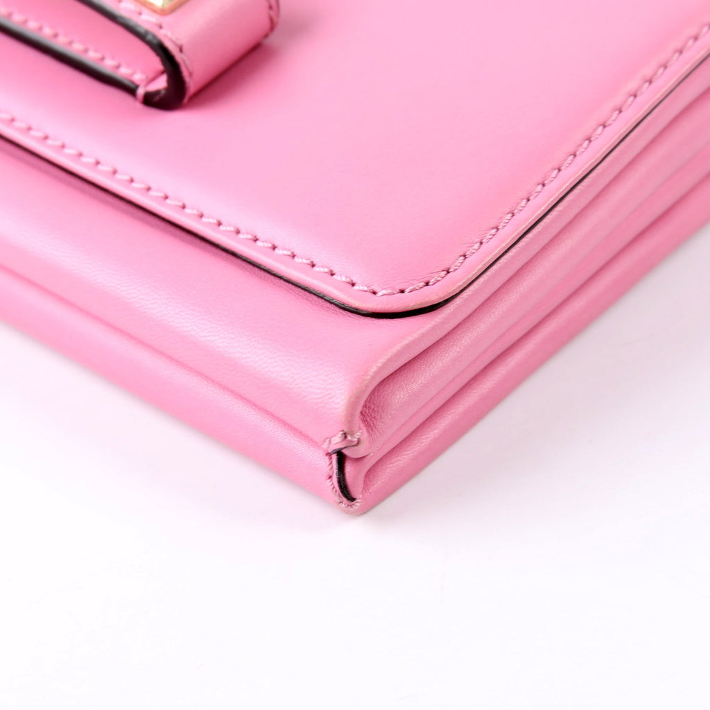 Va Va Voom Clutch Pink