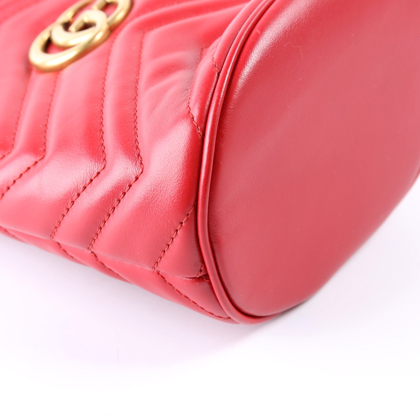 575163 Marmont Mini Bucket Red
