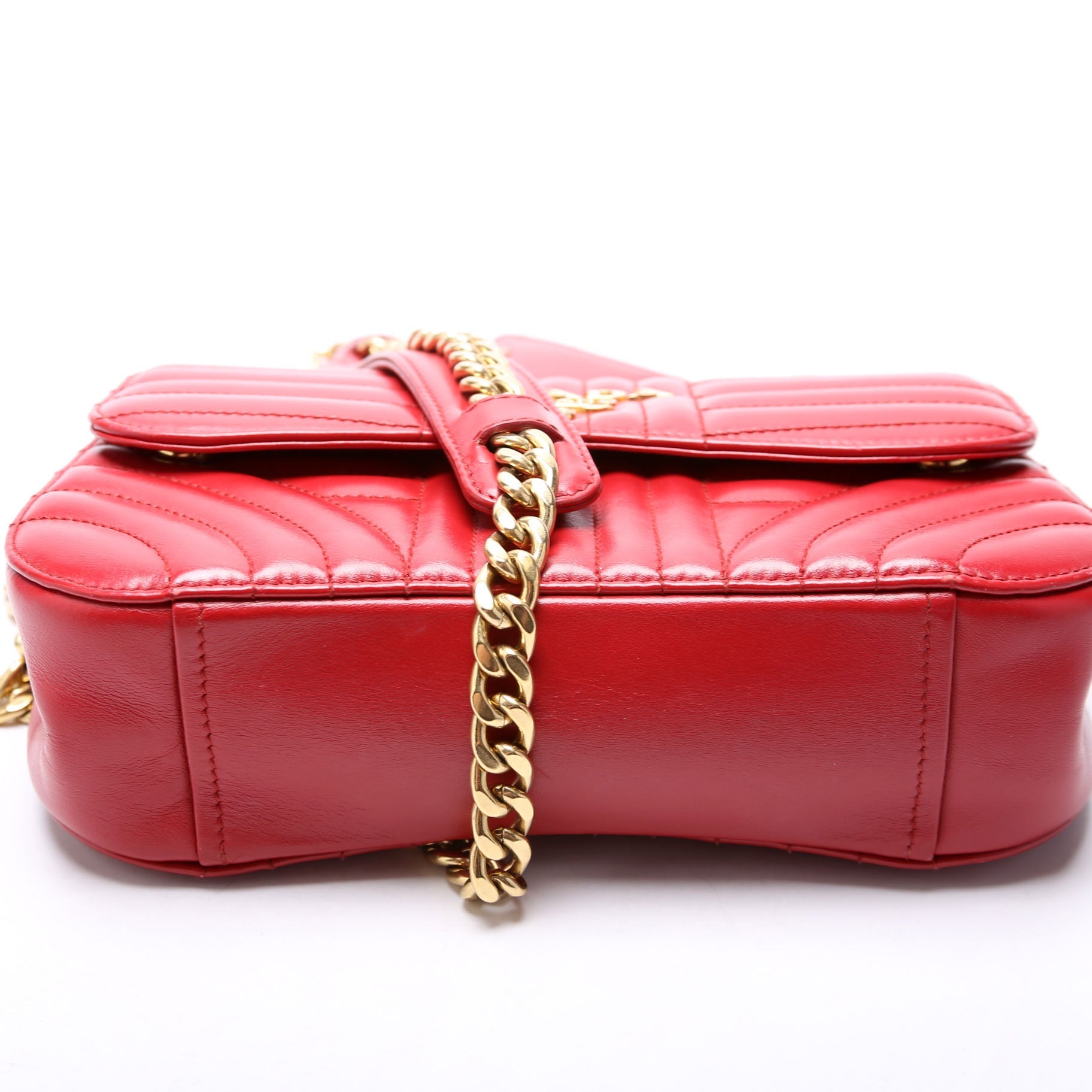 Diagramme Curved Flap Calfskin Red
