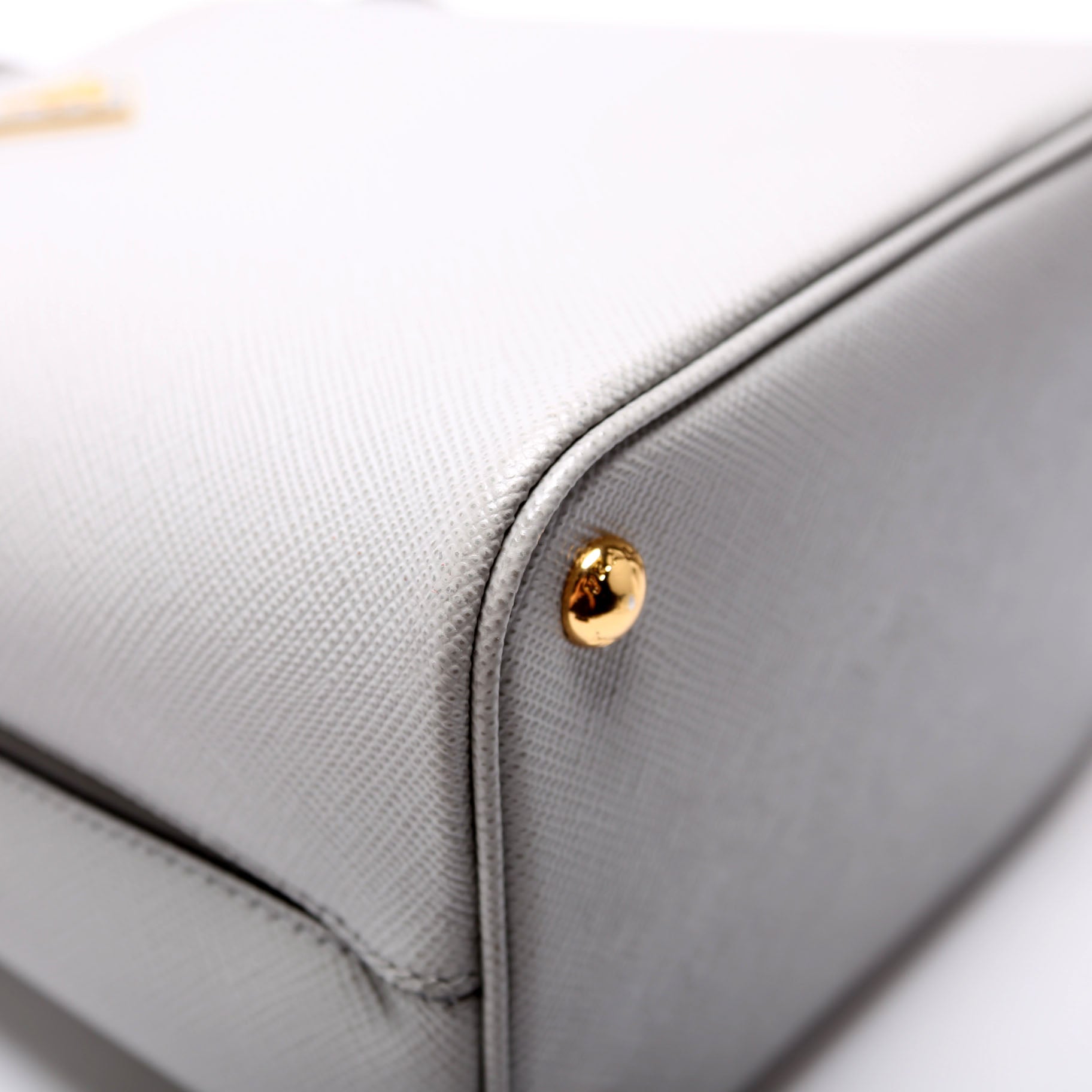 1BA212 Saffiano Cuir Medium Panier Bag Grey