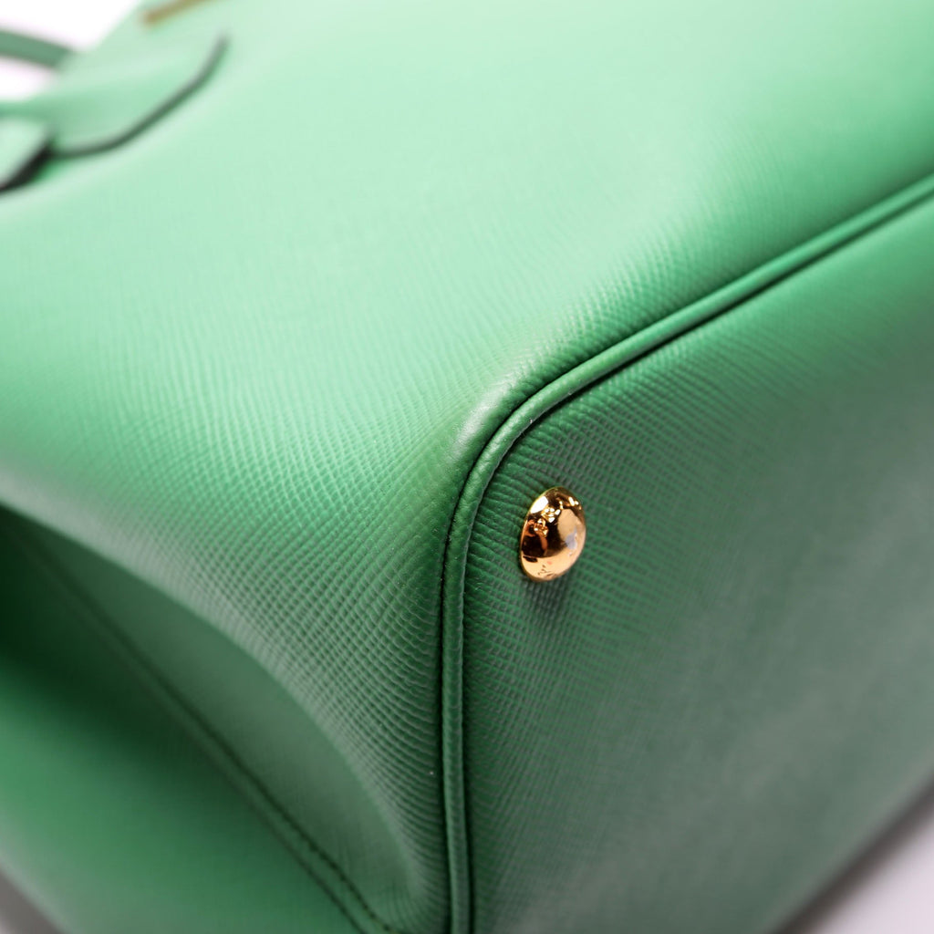 Saffiano Cuir Double Large Green
