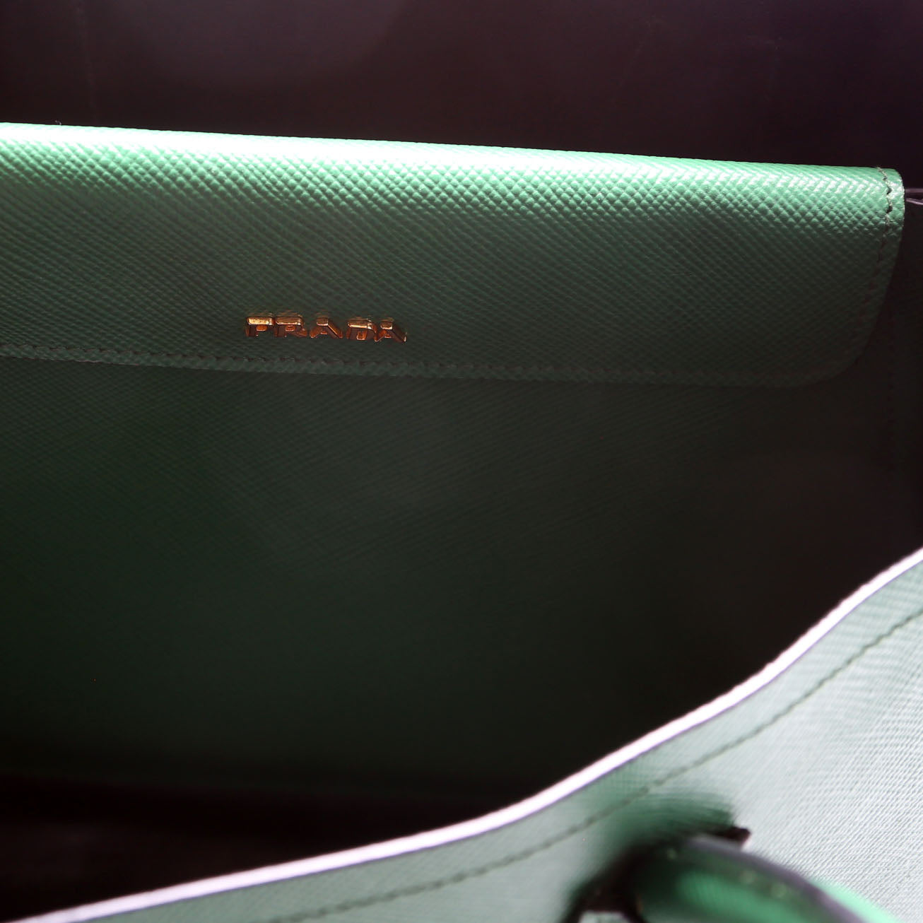 Saffiano Cuir Double Large Green