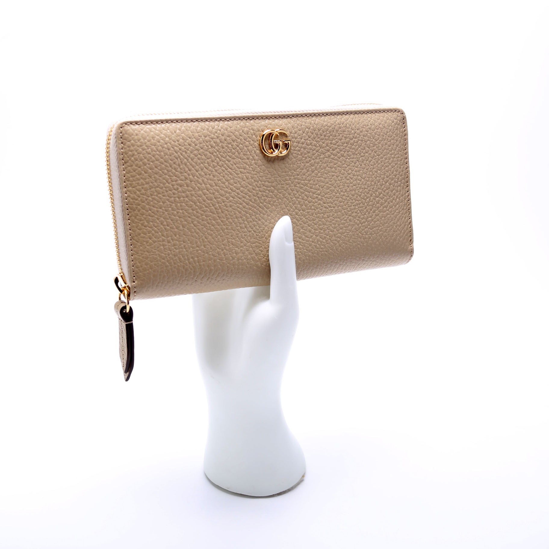 456117 GG Leather Zip Around Wallet Beige