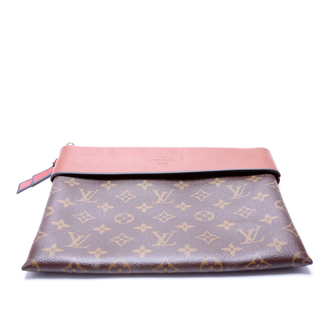 Pochette Tuillries Monogram