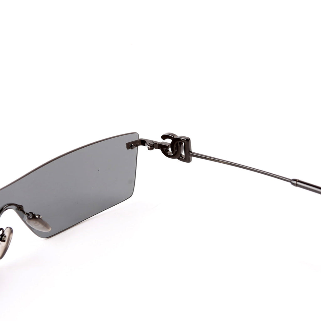 DG2292 Shield Sunglasses Black