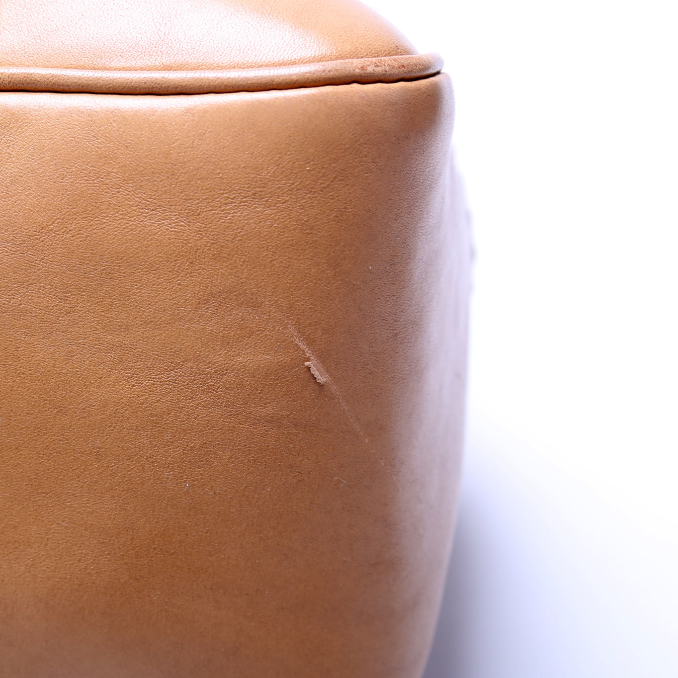 211966 Calfskin Jockey Hobo Large Tan