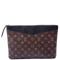 Daily Pouch Monogram Black