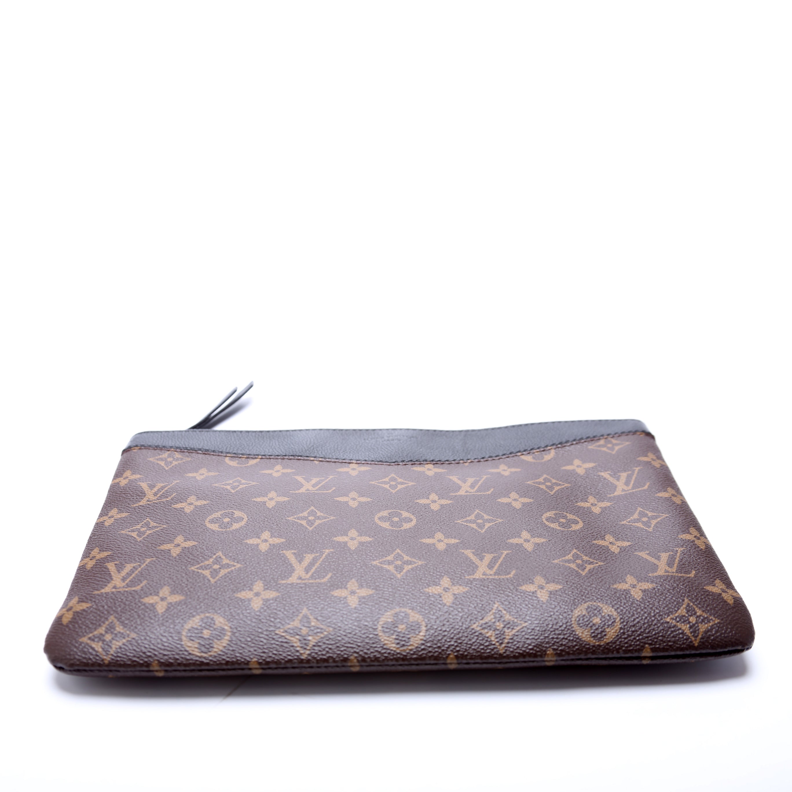 Daily Pouch Monogram Black