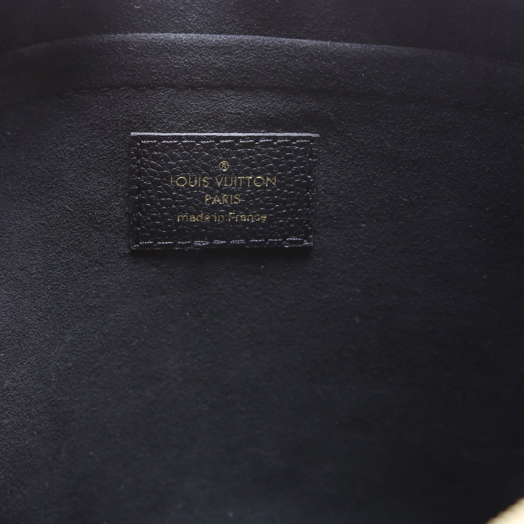 Daily Pouch Monogram Black