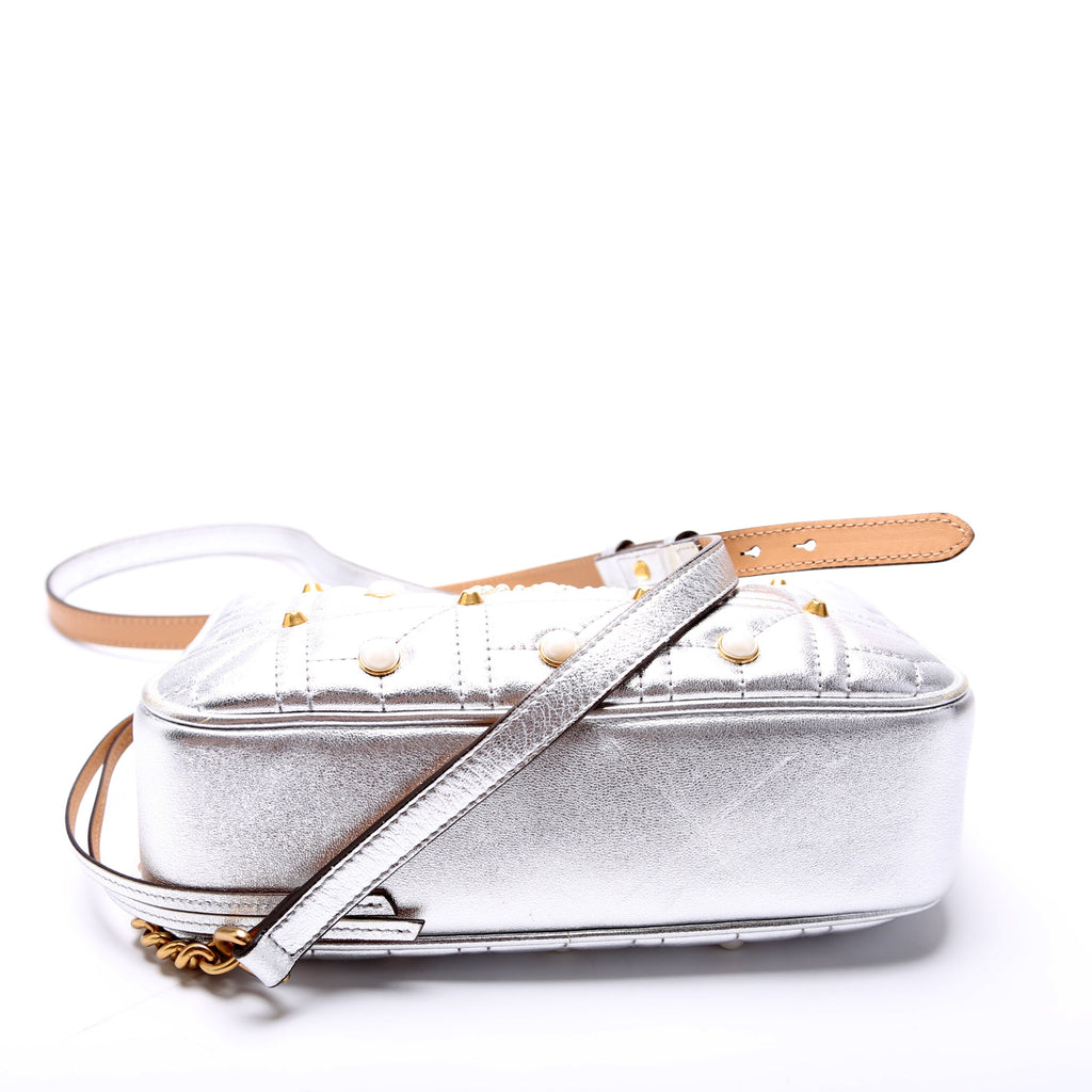 447632 Marmont Small Leather/Pearl Camera Silver