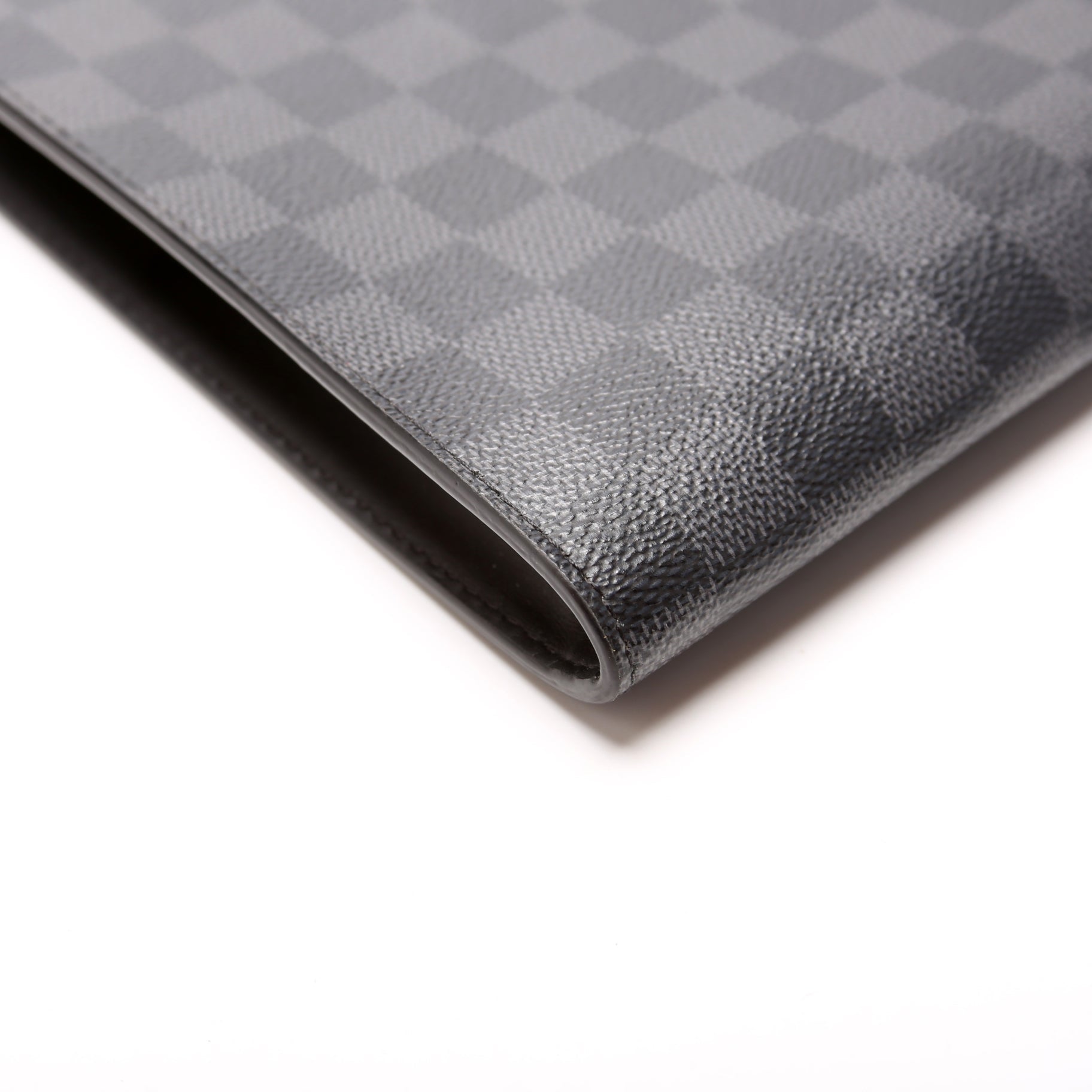 Pochette Jour GM Damier Graphite Black