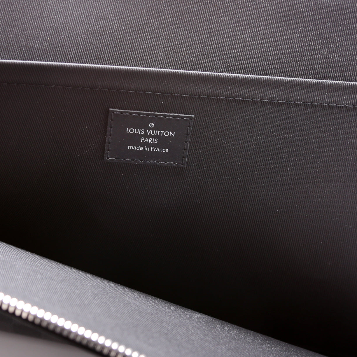 Pochette Jour GM Damier Graphite Black
