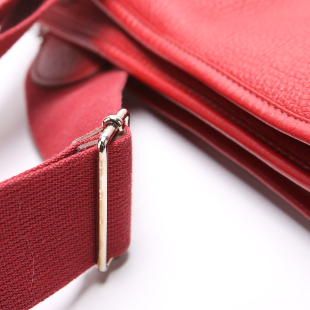 Evelyne III PM Red