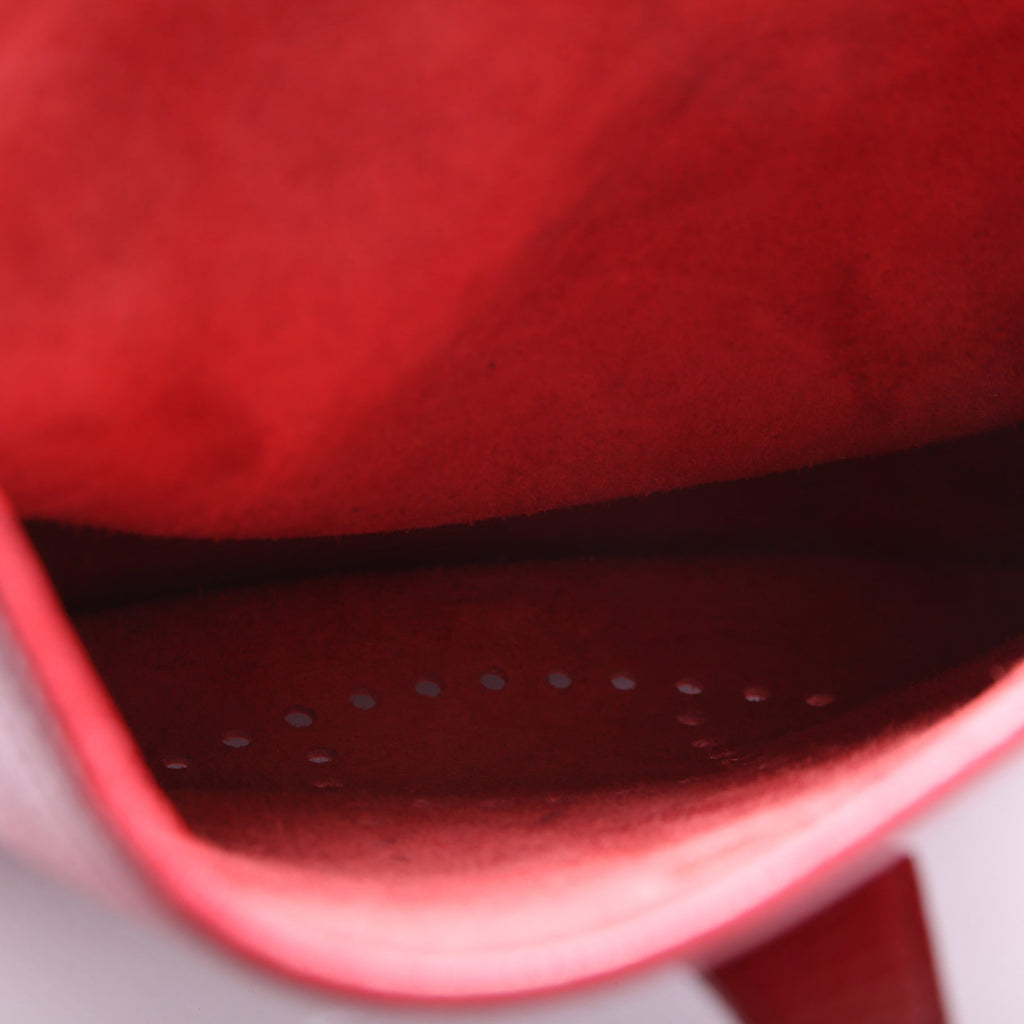 Evelyne III PM Red
