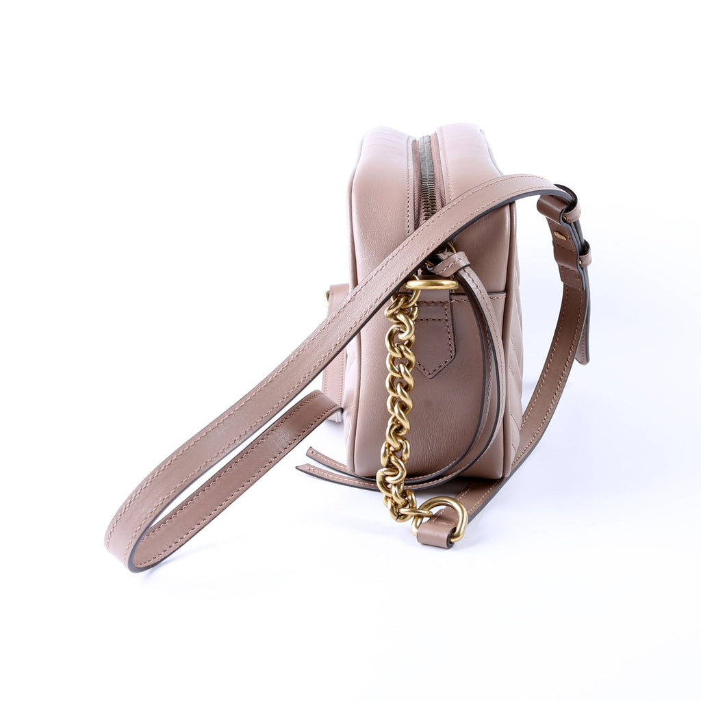 447632 Marmont Small Leather Camera Beige