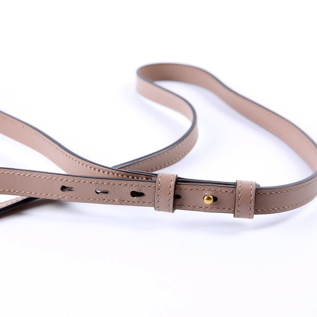 447632 Marmont Small Leather Camera Beige