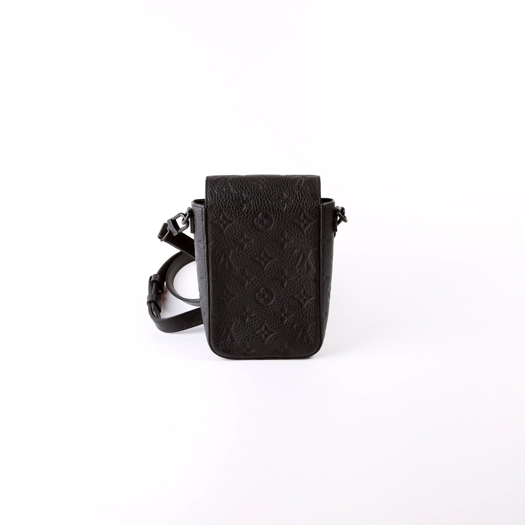 S-Lock Vertical Wearable Wallet Taurillon Black