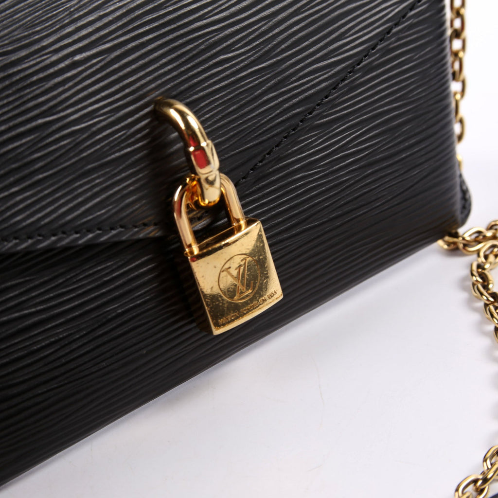 Padlock on Strap Epi Black