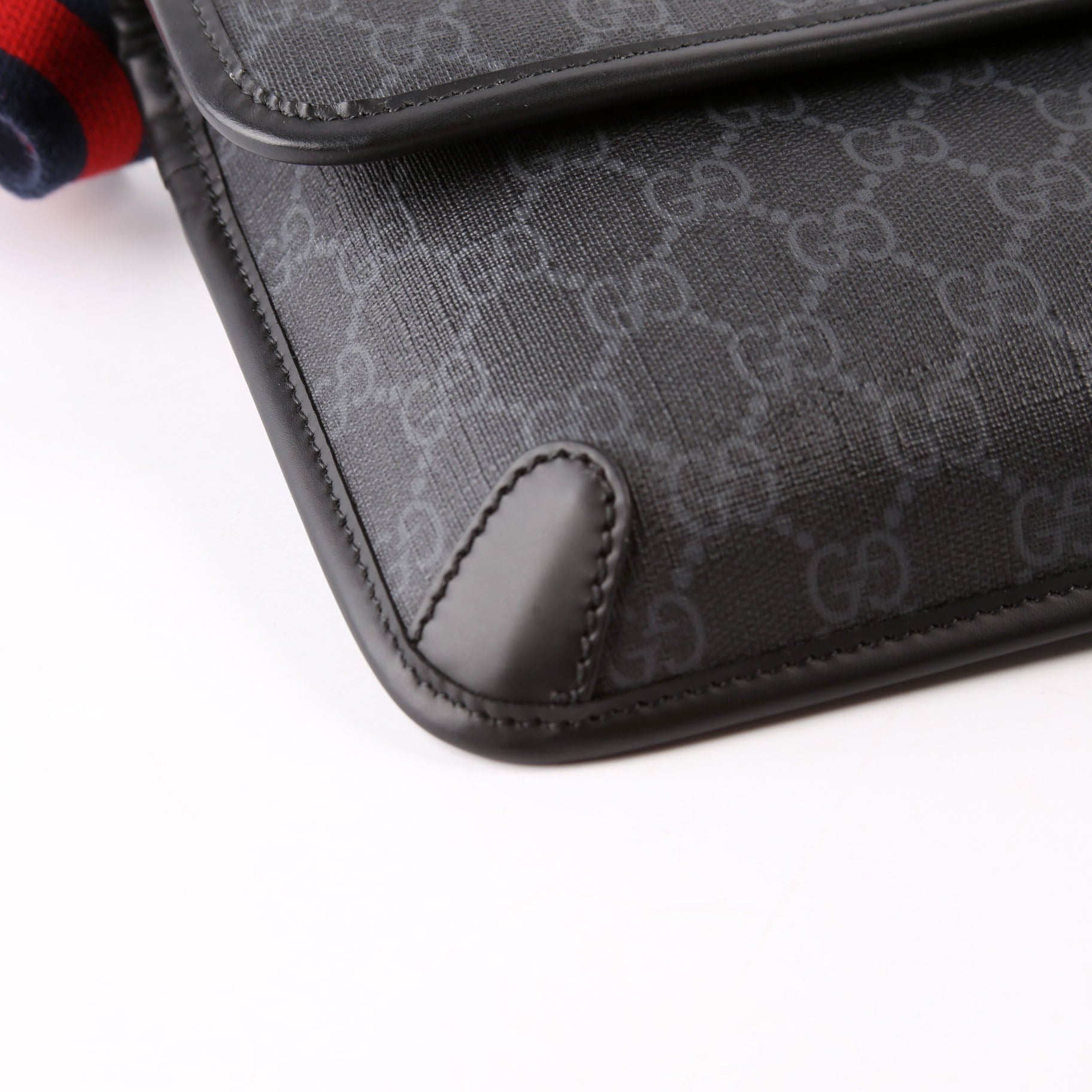 598113 GG Supreme Belt Bag