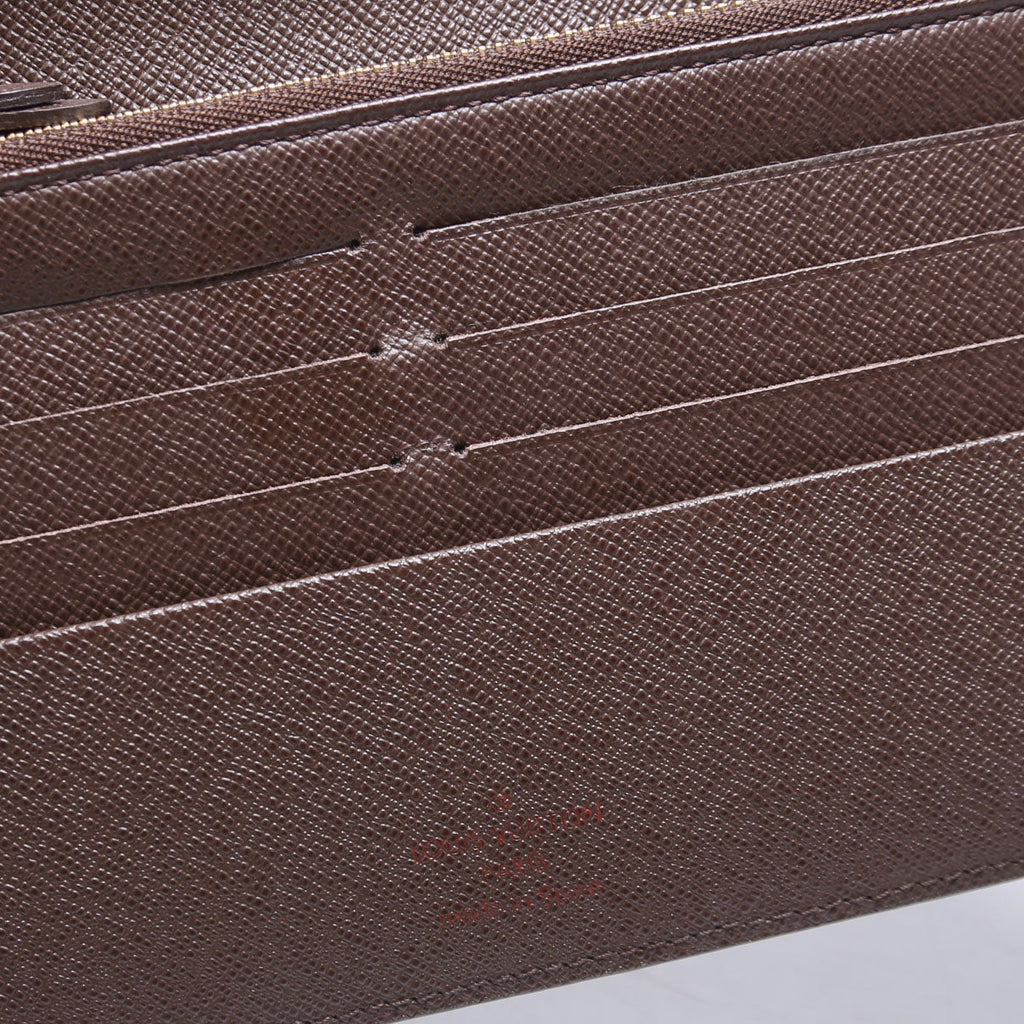 Insolite Wallet Ebene