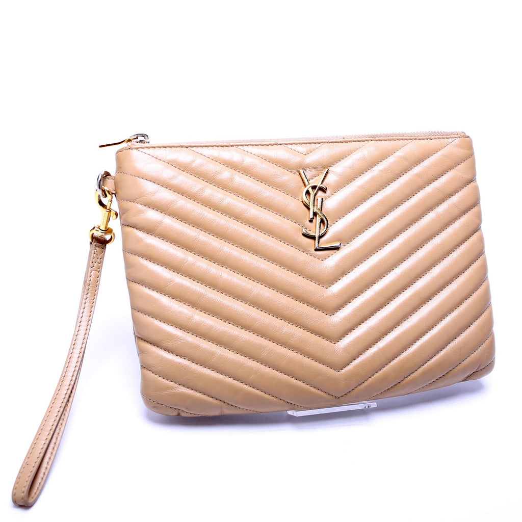 379039 A5 Matelasse Pouch Tan
