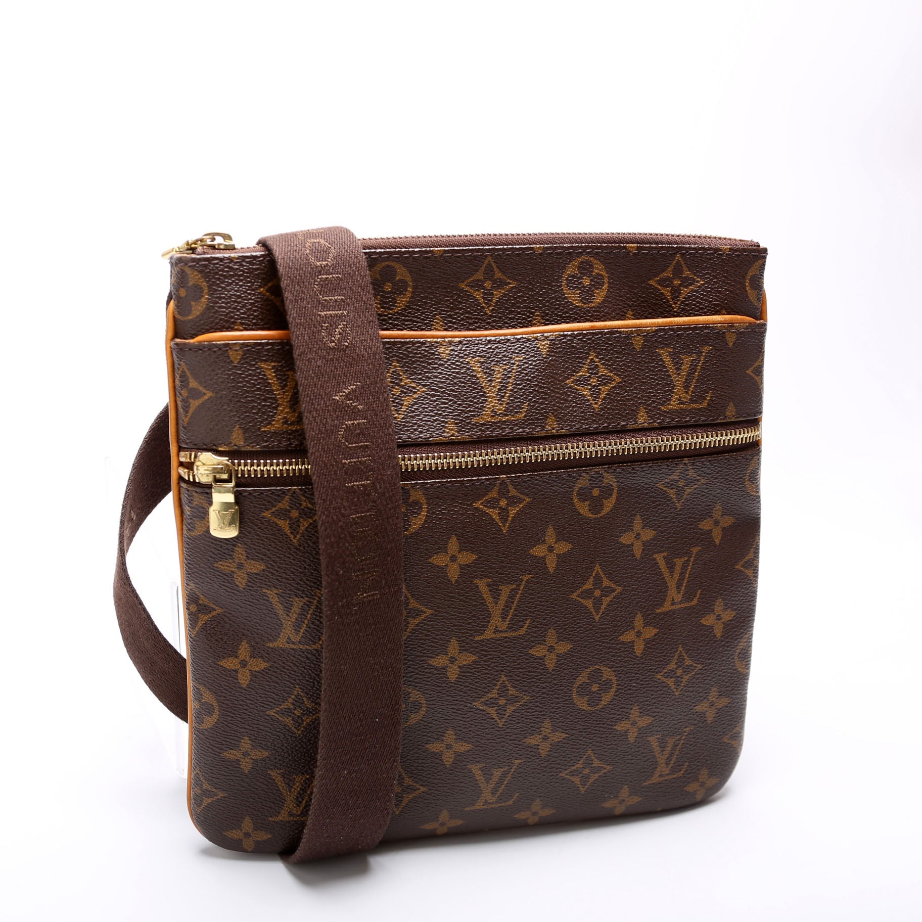 Pochette Valmy Monogram