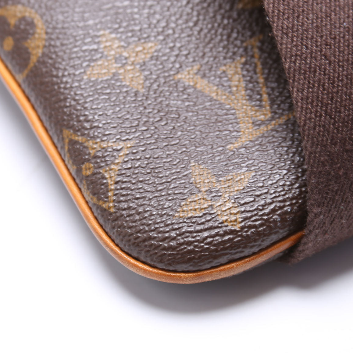 Pochette Valmy Monogram