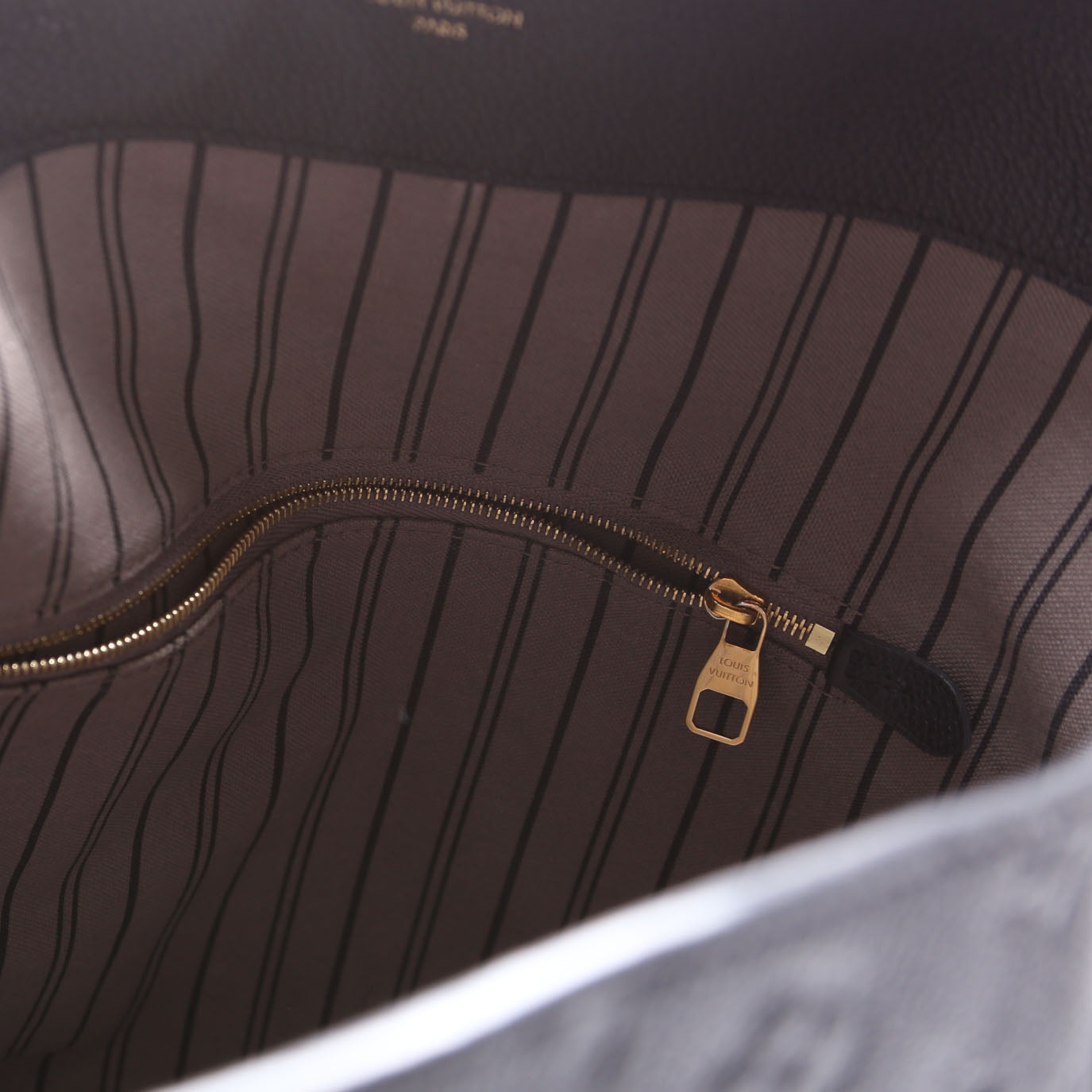 Bagatelle Hobo Empreinte Black