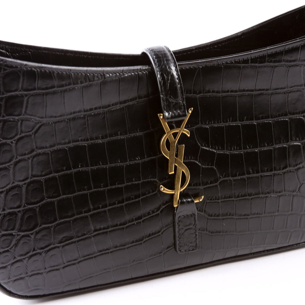 657228 Le 5 A 7 Hobo Croc Embossed Black
