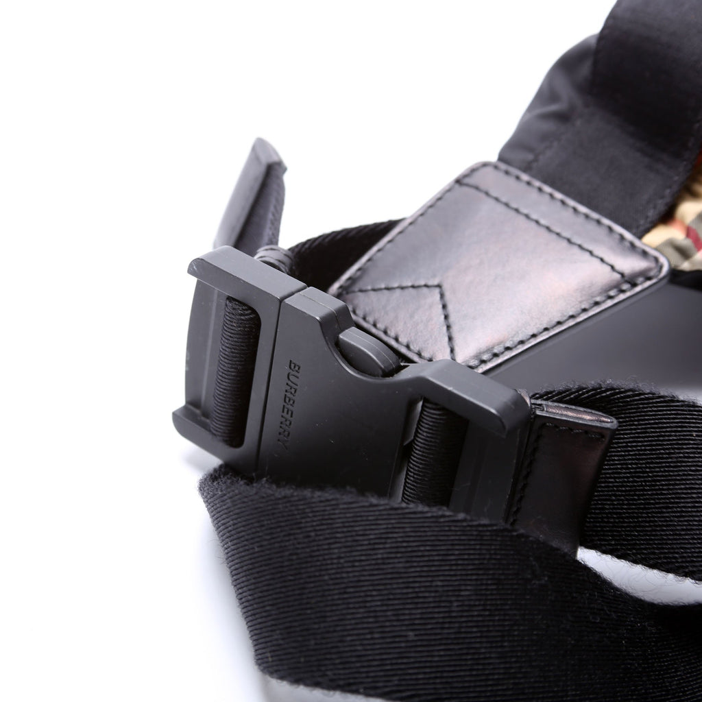 8026557 Sonny Nylon Belt Bag