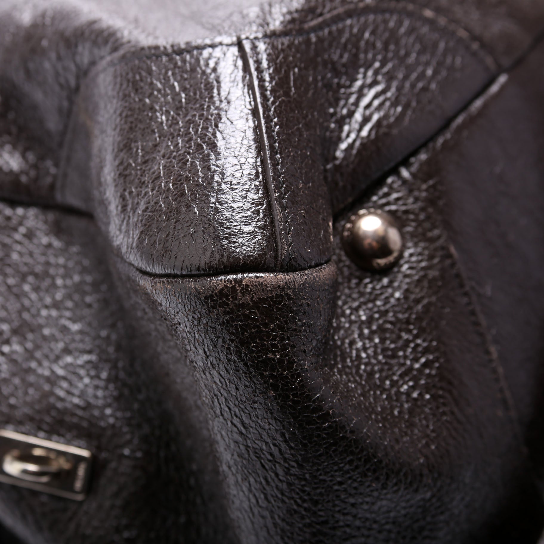 Cervo Lux Chain Shoulder Bag Brown