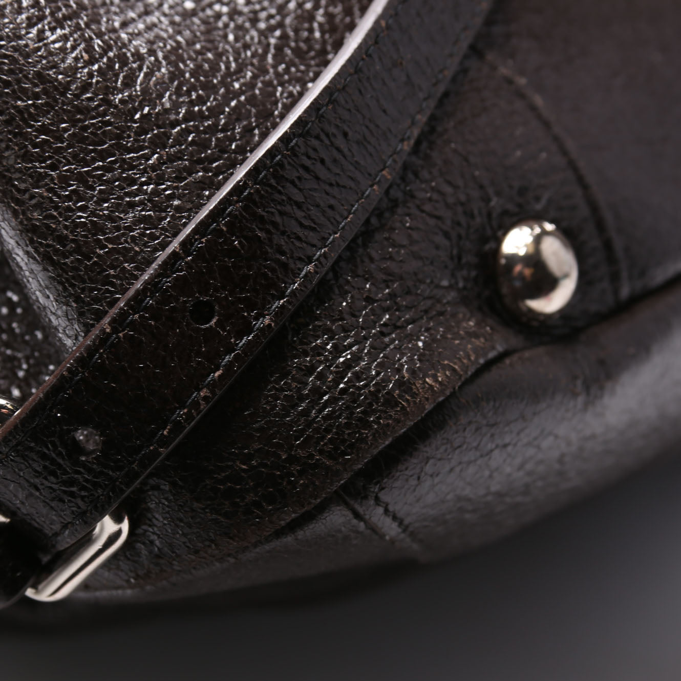 Cervo Lux Chain Shoulder Bag Brown