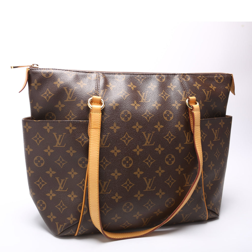 Totally MM Monogram