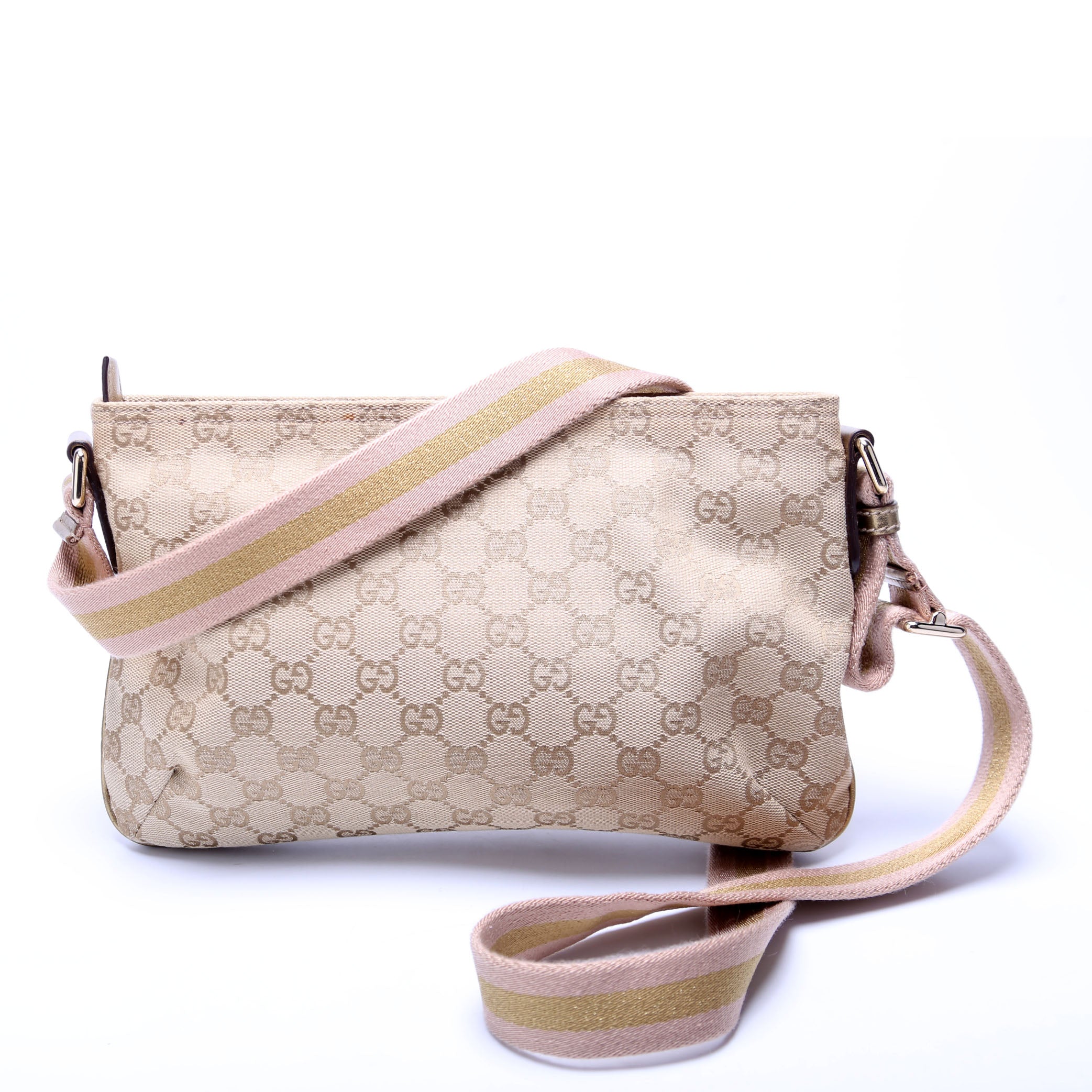 189749 Shelly Web Shoulder