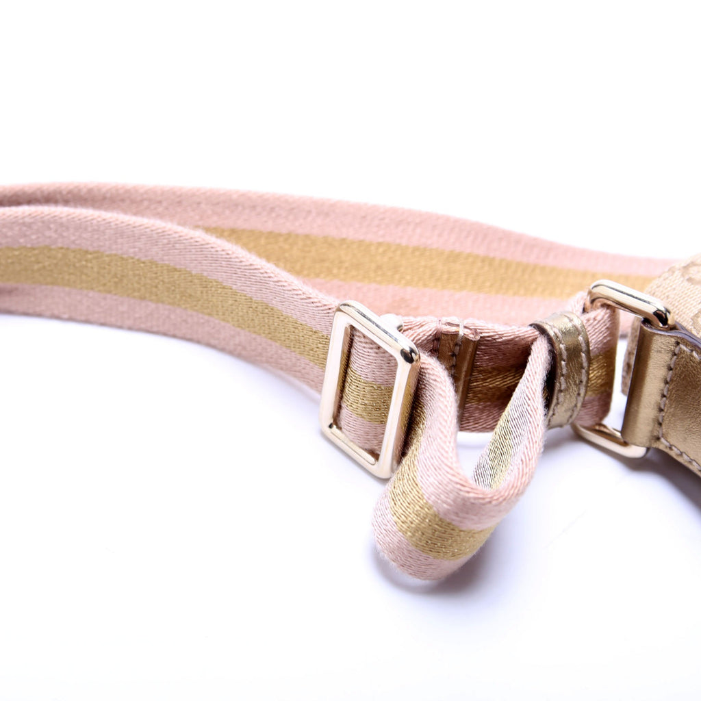 189749 Shelly Web Shoulder