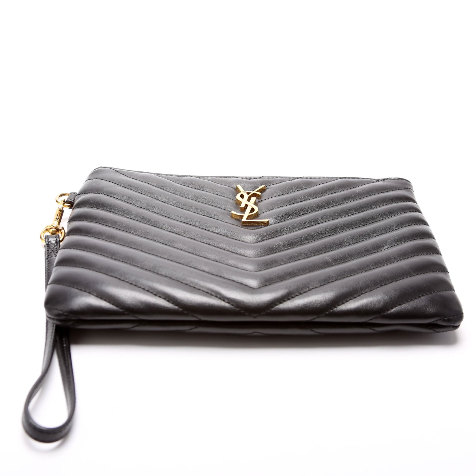 379039 A5 Matelasse Pouch Black