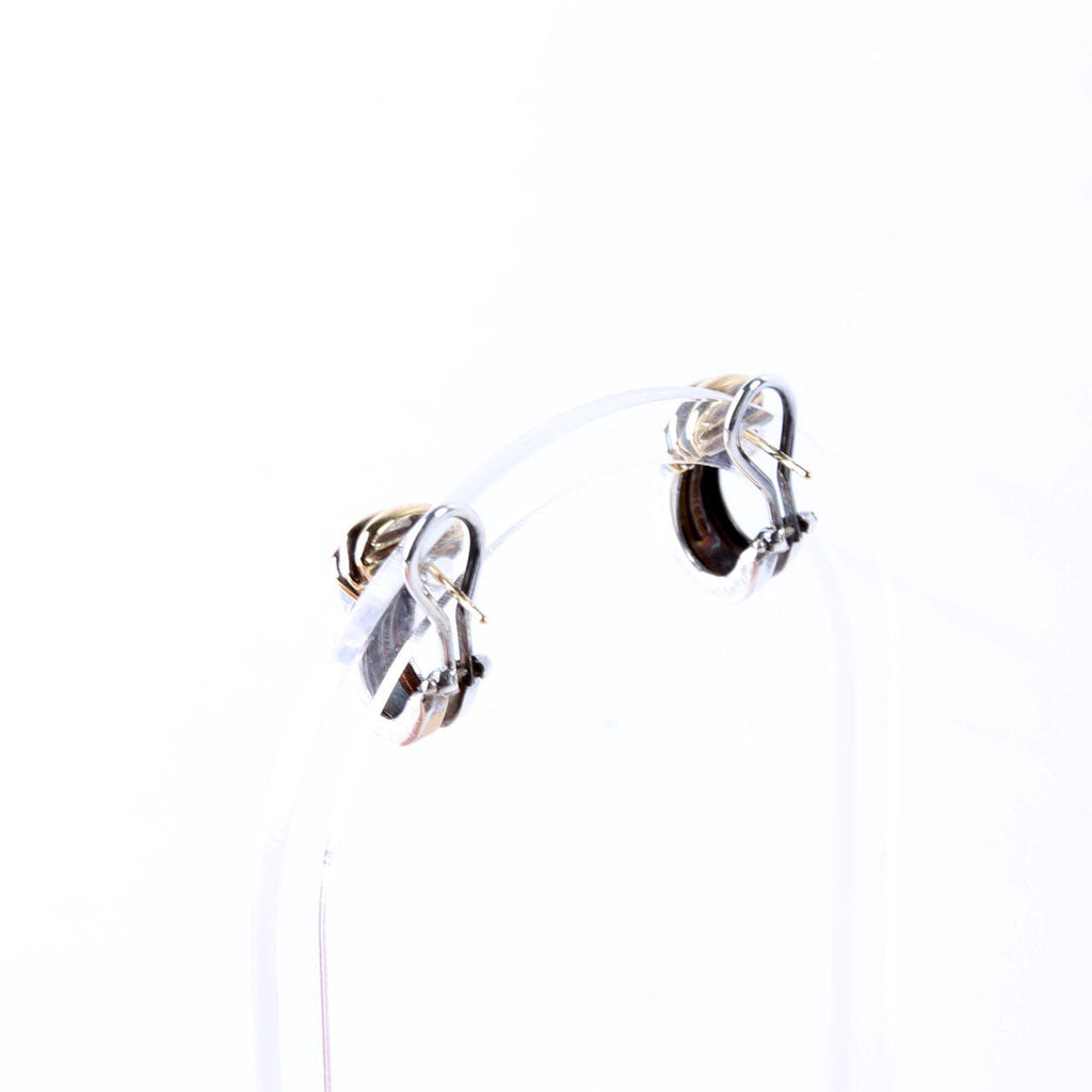 Earrings: Atlas Grooved Omega Huggies 925/750