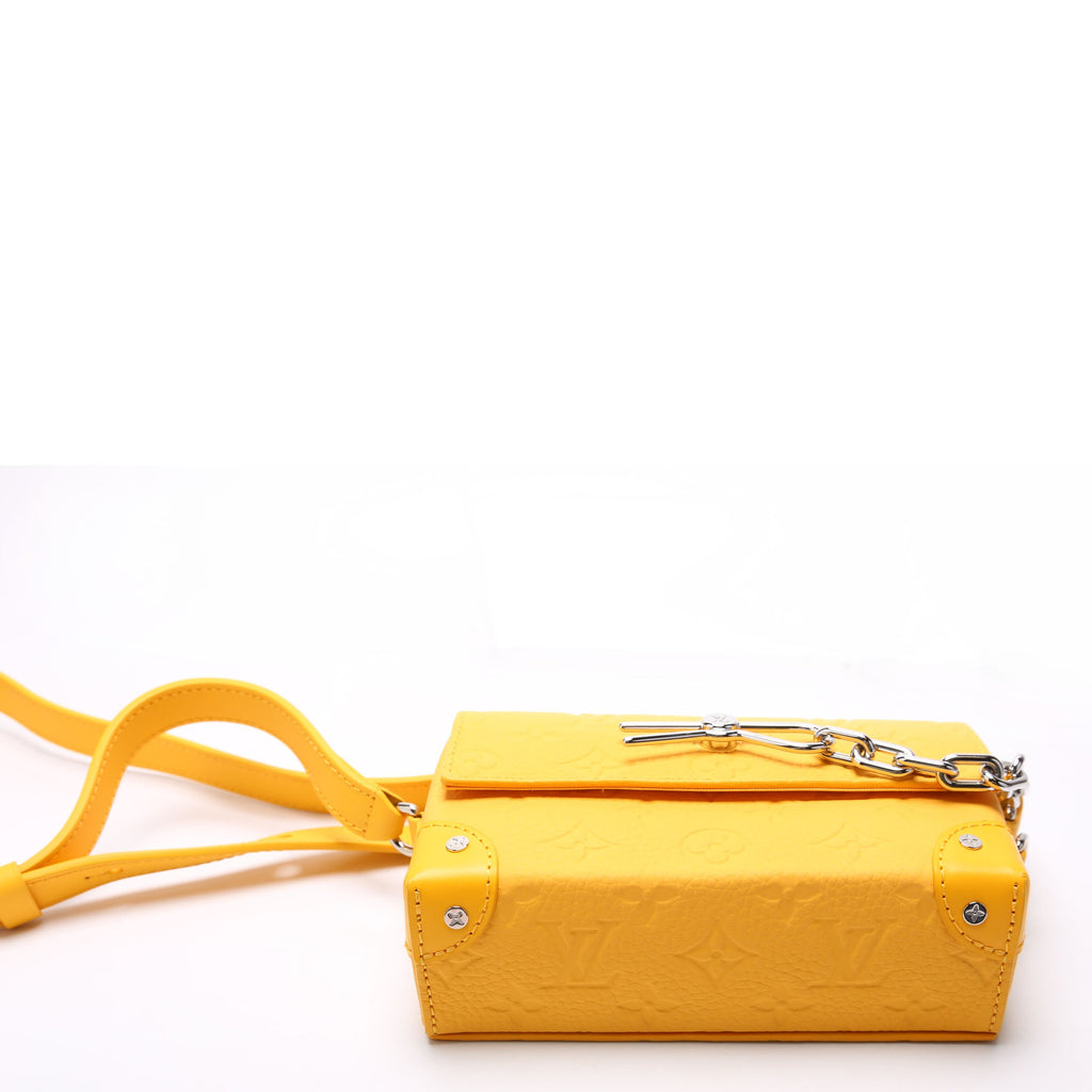 Steamer Wearable Wallet Taurillon Yellow