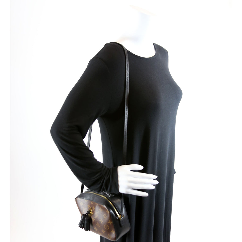 Saintogne Monogram Black